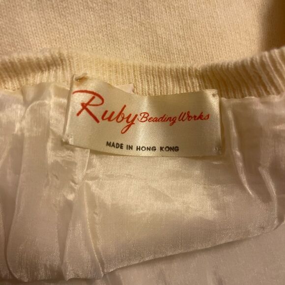 Vintage 1950’s Ruby Beading Co. Hand Beaded Cottage Cardigan Size Small - Picture 14 of 14